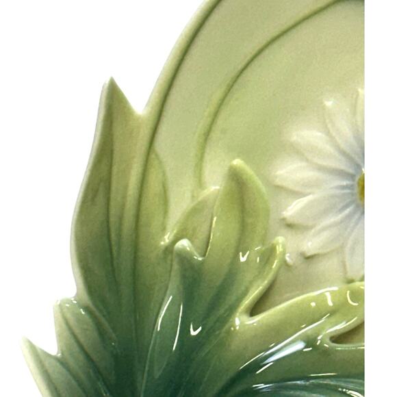 Franz Porcelain Ladybug Design Sculptured Porcelain FZ00594 Dessert Plate Tray - Picture 7 of 12